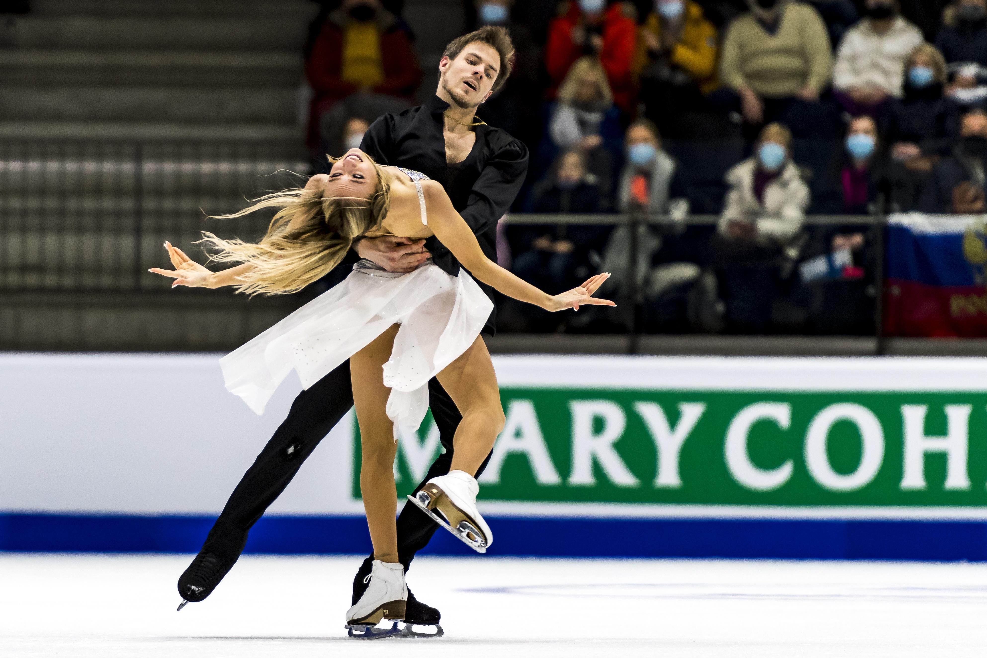 Victoria Sinitsina  Nikita Katsalapov EFSC 2022©International Skating Union