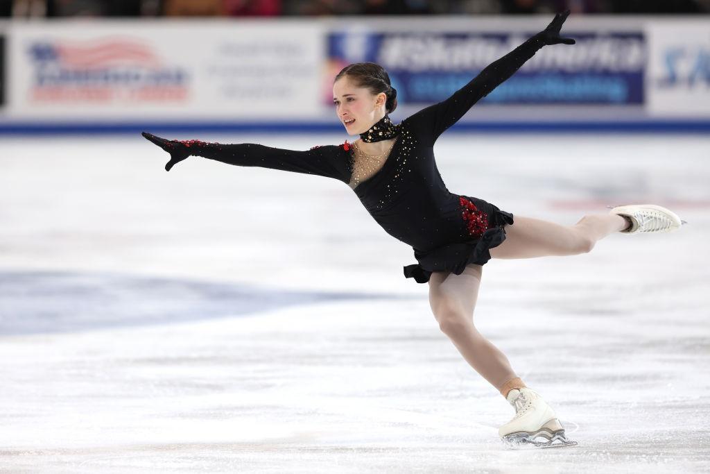 https://cdn2.isu.org/images/files/Media-News-Events/Figure-Skating/2022/pictures/10/Isabeau_Levito_USA_Norwood_Oct22_Short-1435675639.jpg