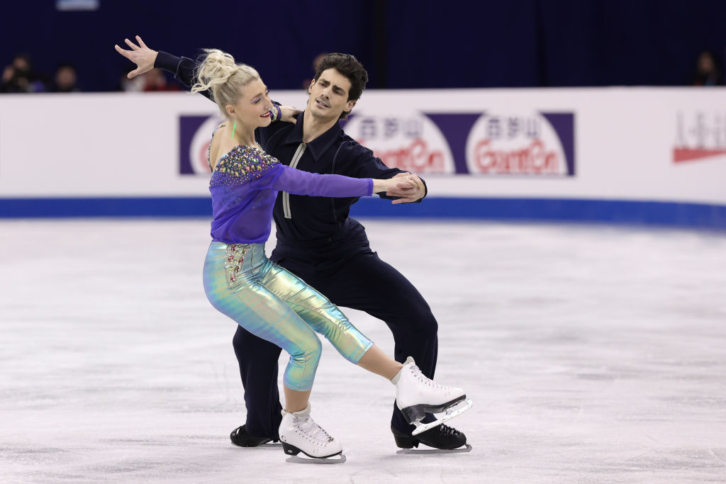 Gilles and Poirier (CAN) at the Four Continents Championships in Shanghai (CHN)