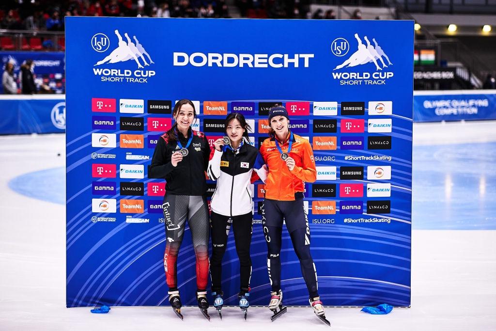 Womens 1500m podium ST World Cup Dordrecht Day 1