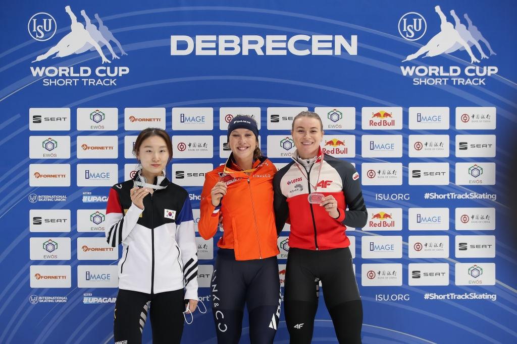 Minjeong Choi(KOR)Suzanne Schulting(NED)Natalia Maliszewska(POL) 2021 ISU World Cup Short Track Dordrecht(NED) @ISU 1354681266
