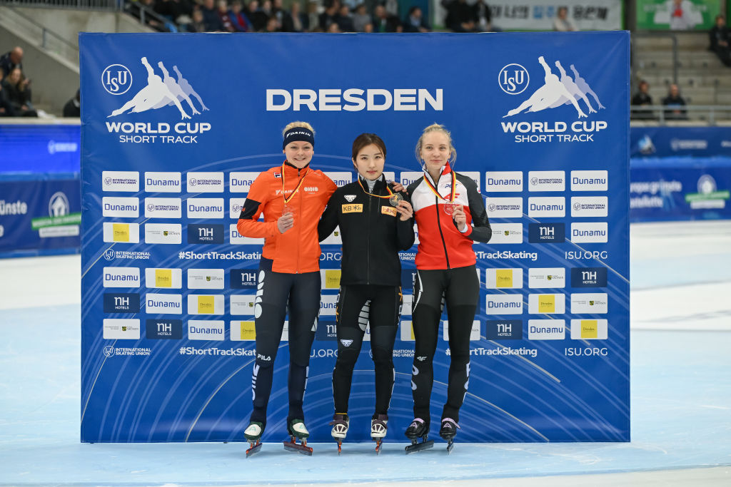 Xandra Velzeboer, Kim Gilli and Kamila Stormowska on the 1000m podium in Dresden