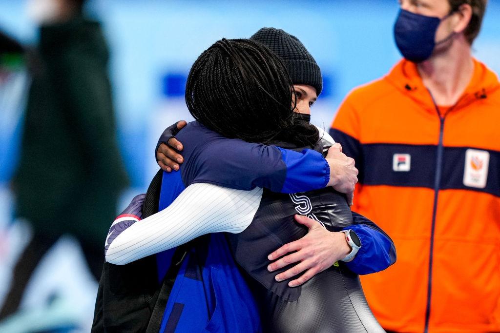 Erin Jackson (USA) and Brittany Bowe (USA) Beijing 2022 Olympic Games @GettyImages 1370361775