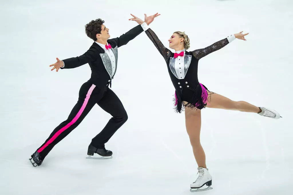 Piper Gilles and Paul Poirier CAN Rostelecom Cup day 1