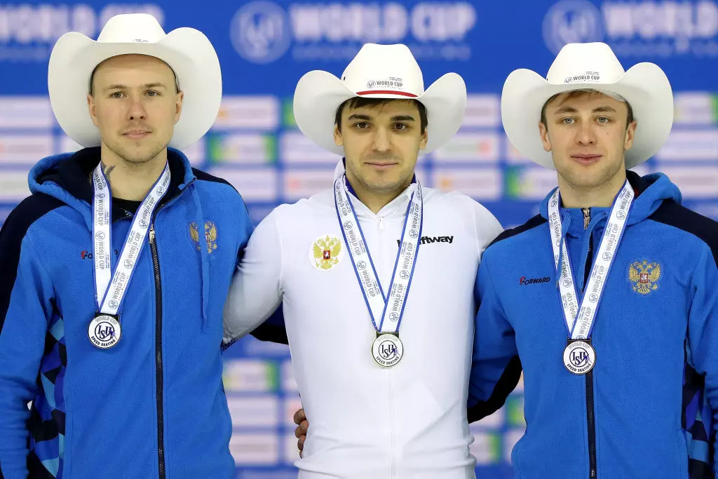 Men 500m medalists Russia