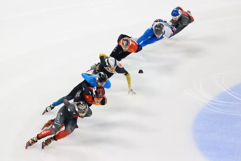 Charles Hamelin leads the pack GettyImages 1236067447